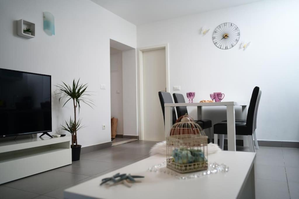 Wave N' Sea Apartment With A Private Pool Dubrovnik Extérieur photo
